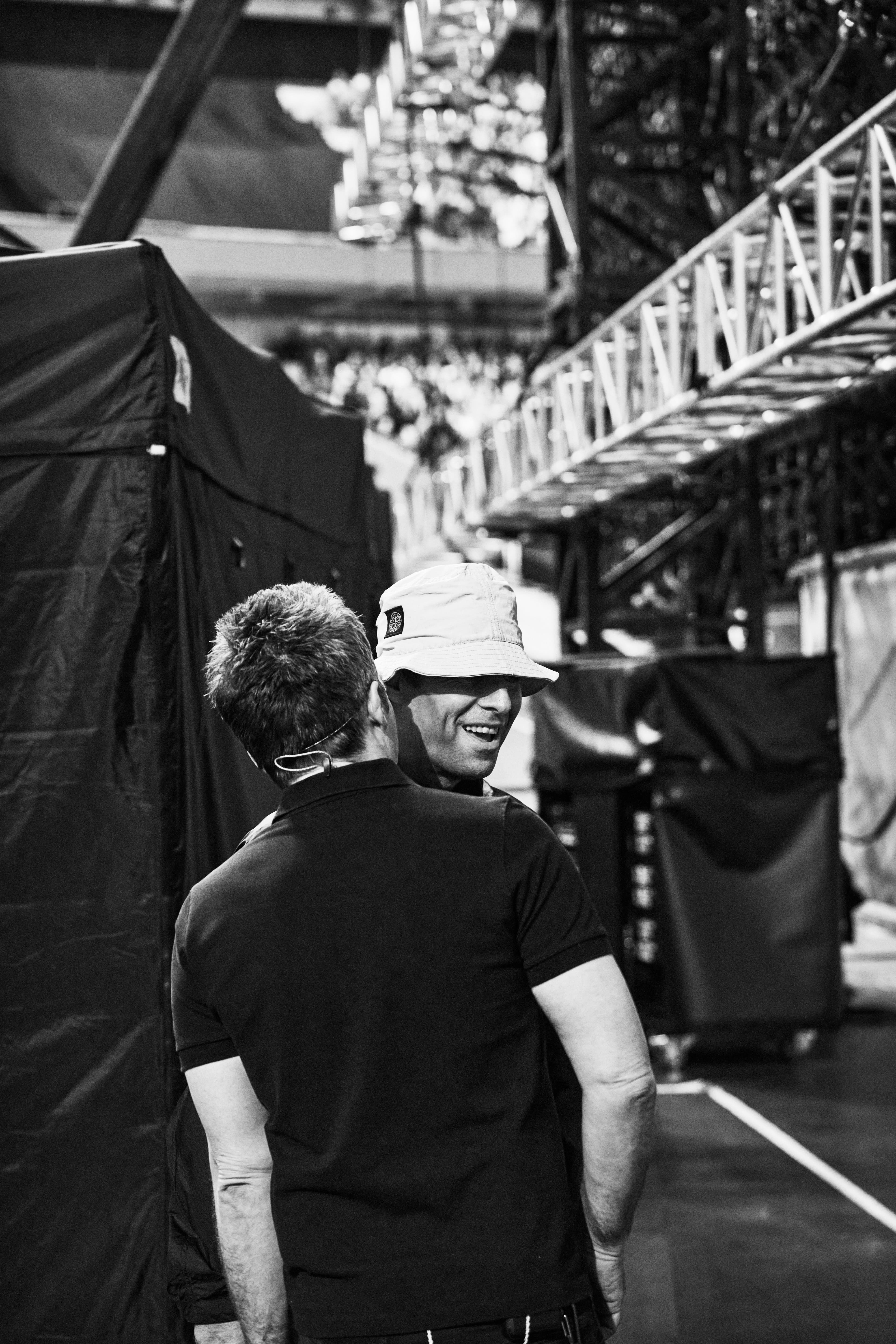 Backstage-Aufnahme von Oasis