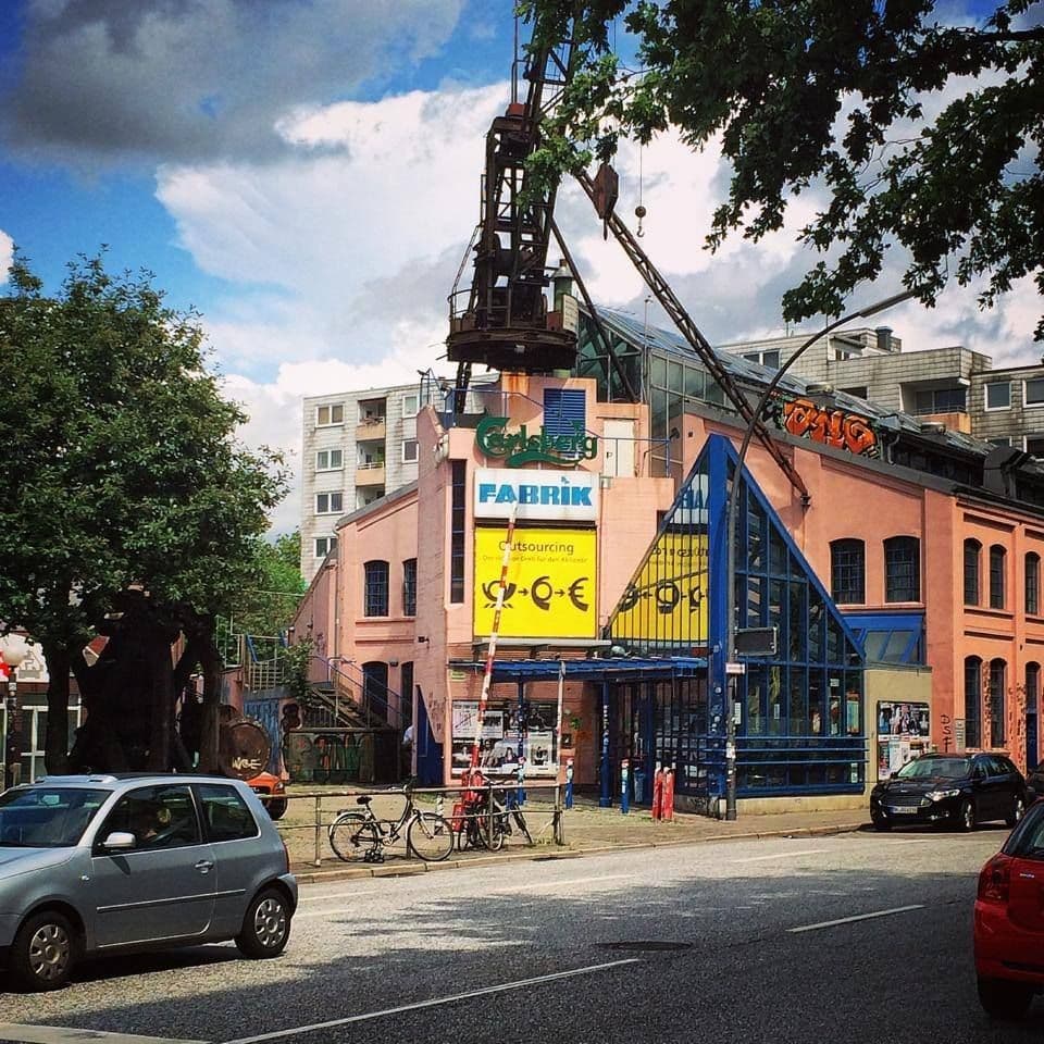 Außenansicht auf die Fabrik