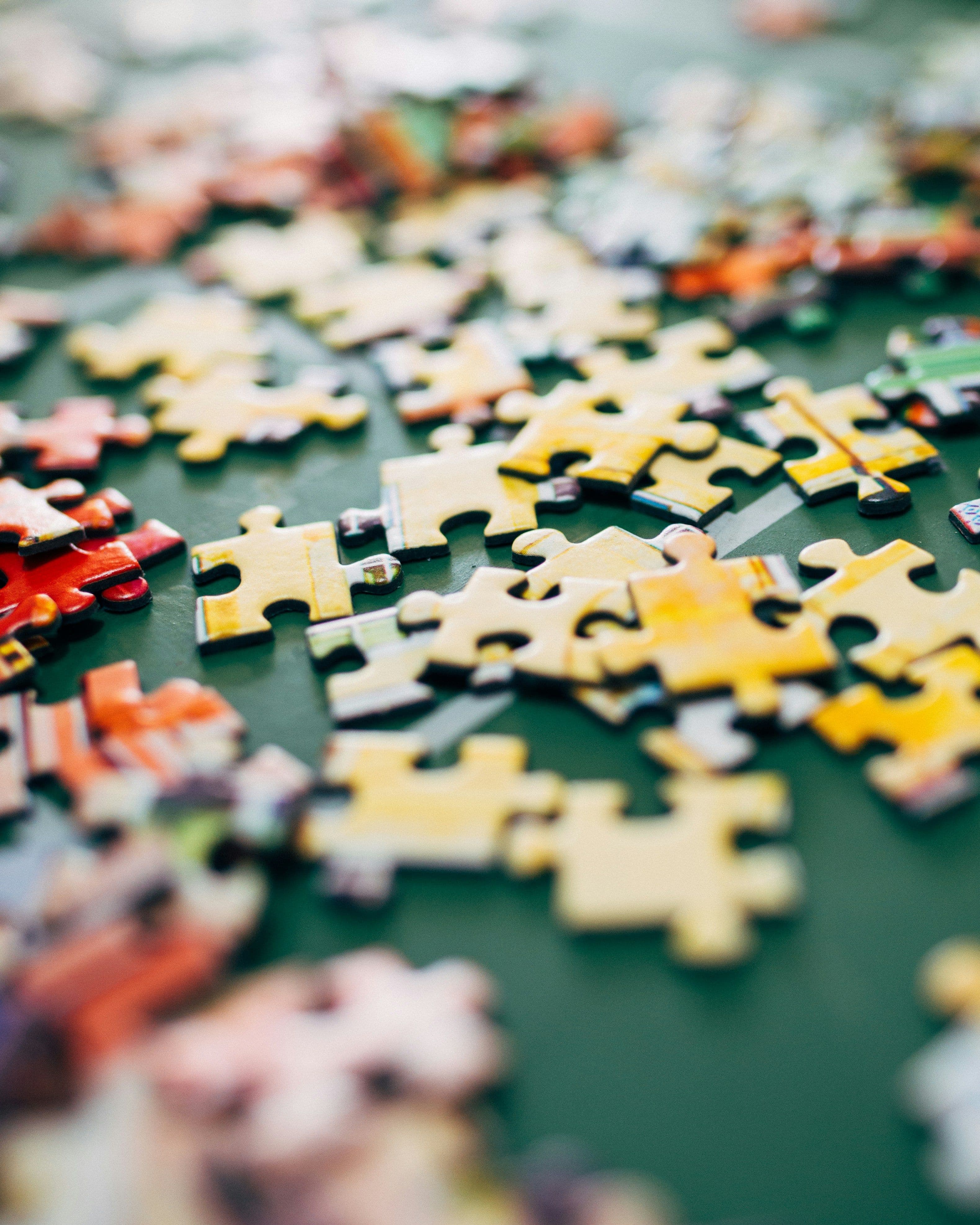 Ganz viele Puzzleteile