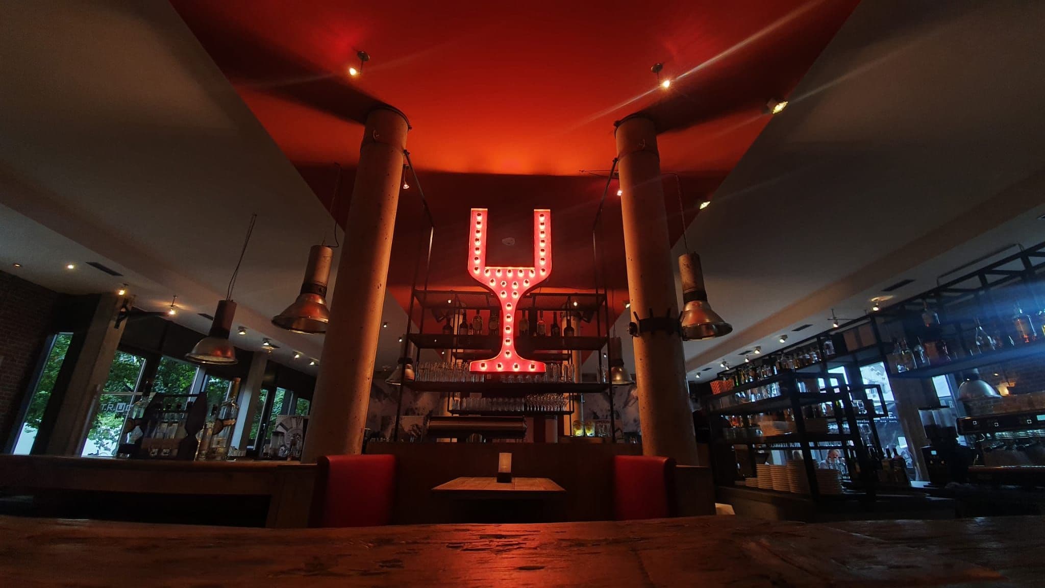 Innenansicht der Bar der Trude