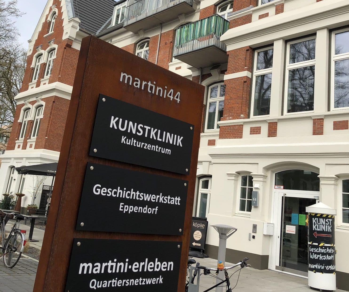 Außenansicht der Kunstklinik
