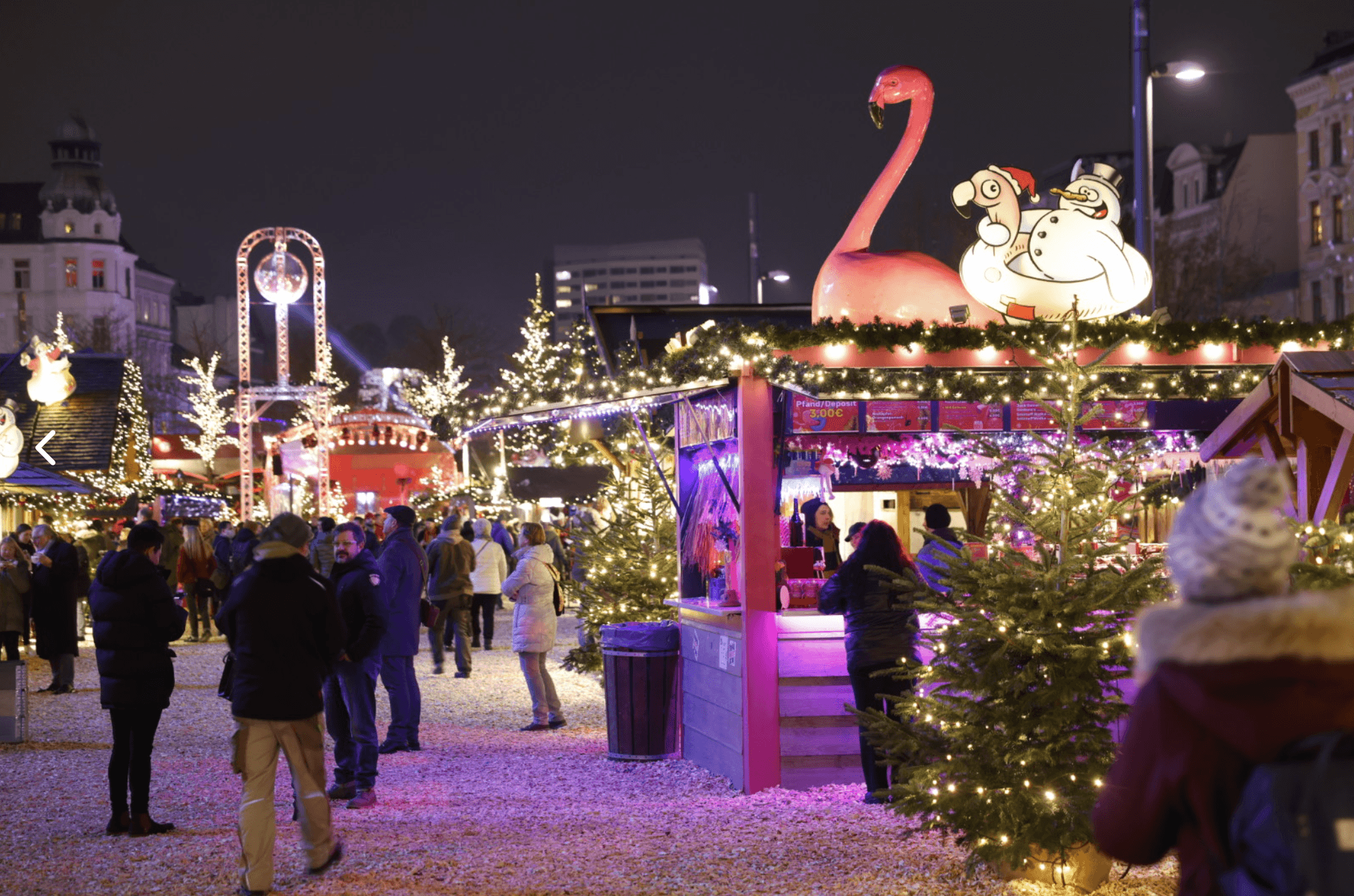 Blick auf den Weihnachtsmarkt Santa Pauli