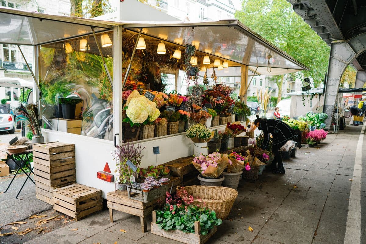 Blumenstand auf dem Isemarkt