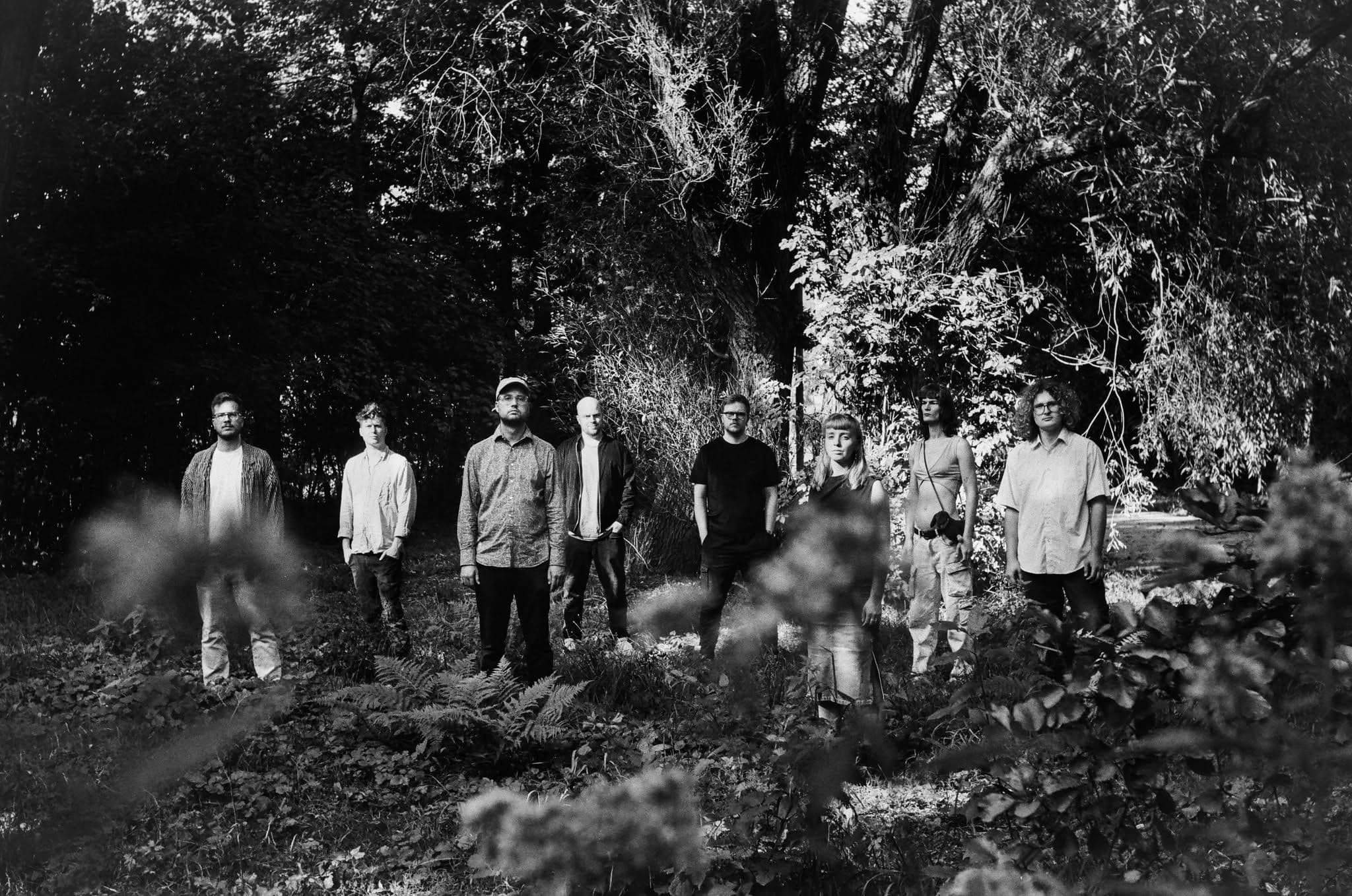Nordsnø Ensemble im Wald